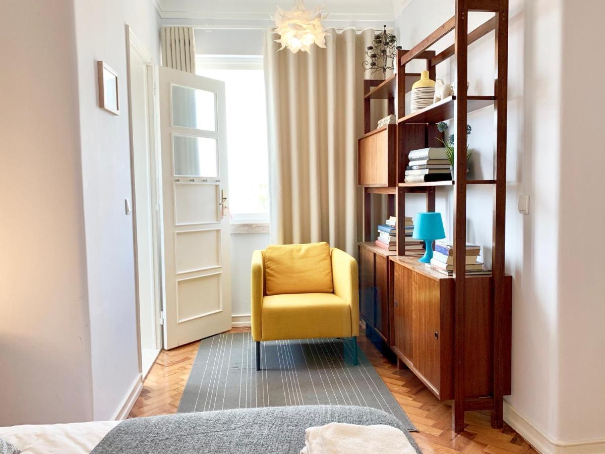 Home Out Central Roma Apartment Lisbon Luaran gambar